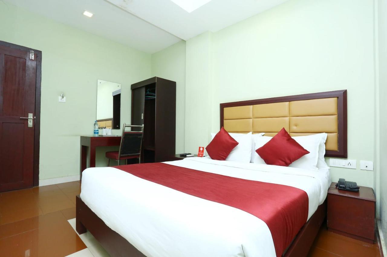Oyo 15190 Select Residency Hotel Kozhikode Bagian luar foto