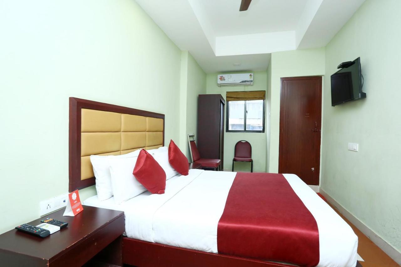 Oyo 15190 Select Residency Hotel Kozhikode Bagian luar foto