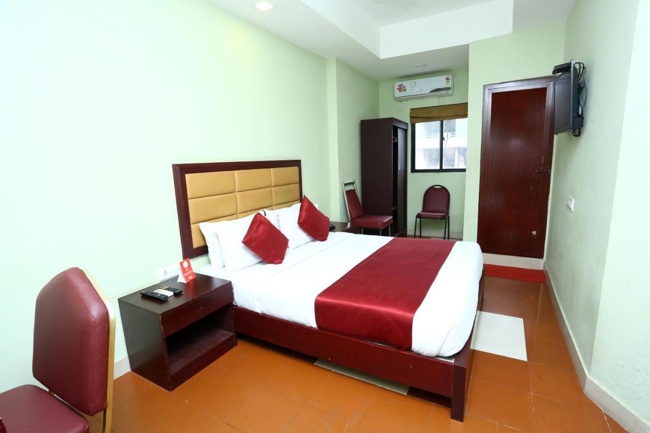 Oyo 15190 Select Residency Hotel Kozhikode Bagian luar foto