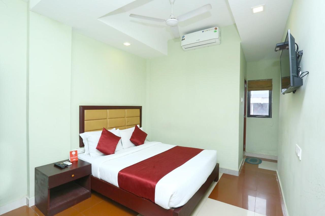 Oyo 15190 Select Residency Hotel Kozhikode Bagian luar foto